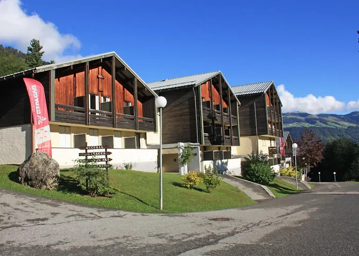 Azureva Areches